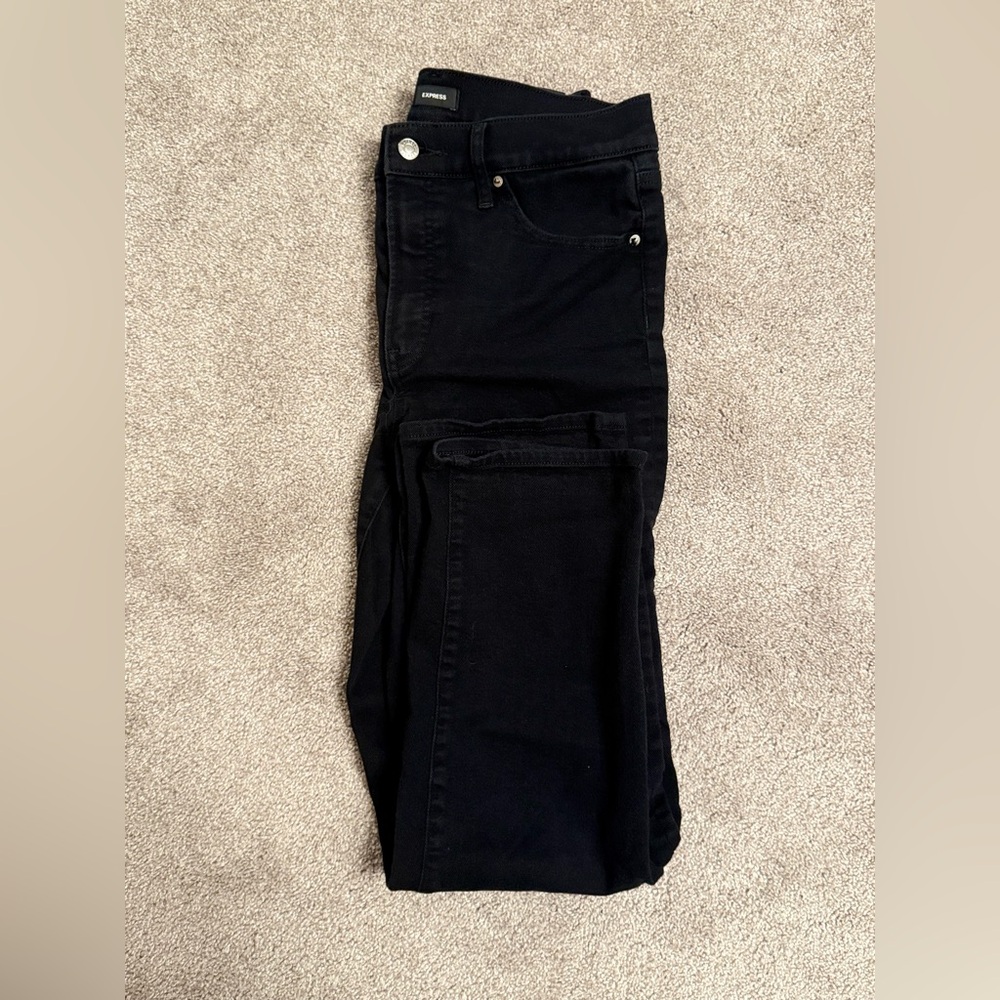 EXPRESS. High rise ankle jean. Black. 6L